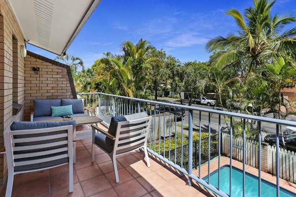 HighTide On Noosa Sound