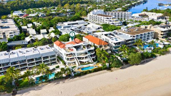 Beachfront luxury Hastings Street