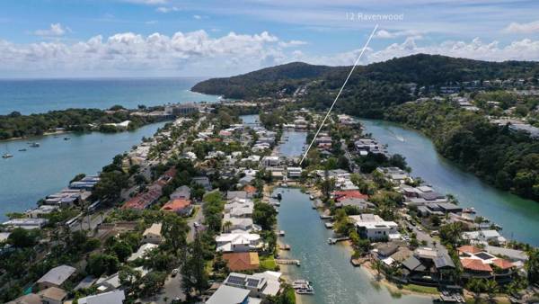 Go with the flow Noosa Sound