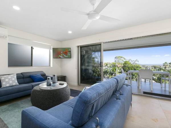 Breathtaking views across Noosa - Unit 1 Taralla 18 Edgar Bennett Avenue