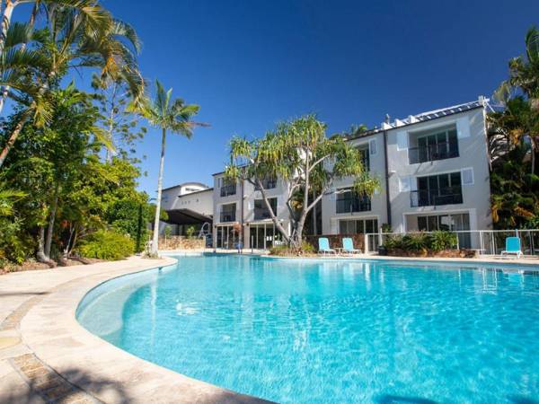 NOOSA BLUE Penthouse Views 450 metres to Hastings St and Beach