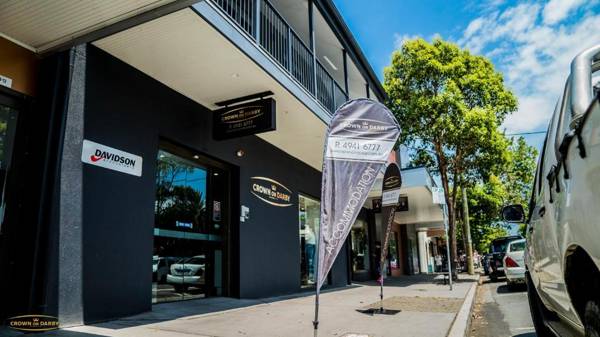 Crown on Darby Newcastle