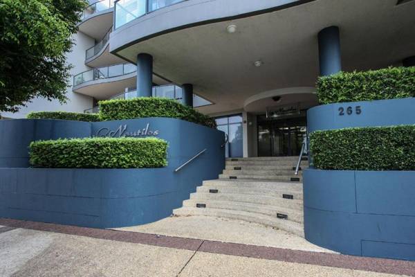 Nautilos on The Harbour