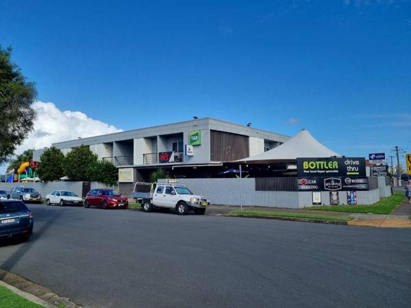 Belmont Hotel Lake Macquarie