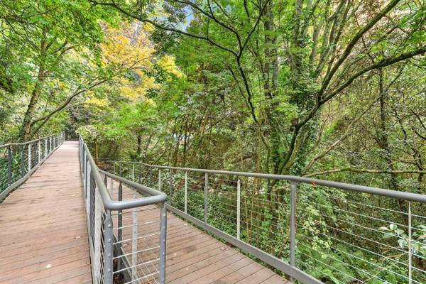 Linden Gardens Rainforest Retreat