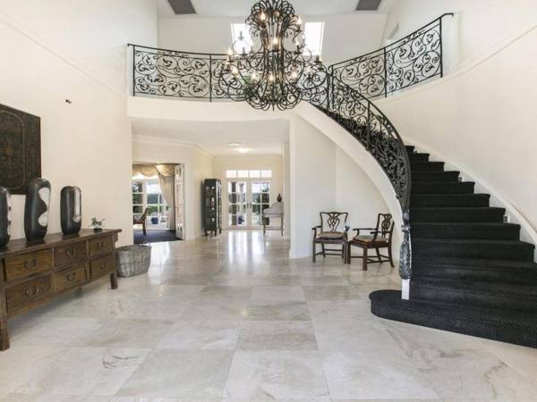 Iona Park - quintessential highlands estate