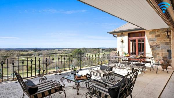 Kilburn - views as far as the eyes can see