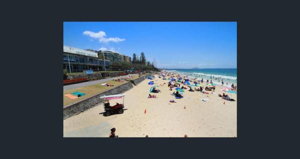 20 Steps to the Sand!