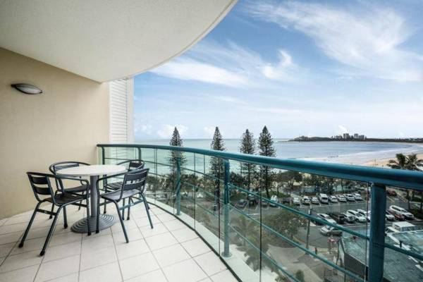 Beachside Mooloolaba Apartment with a View!