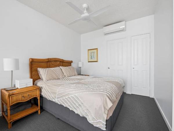 Top Floor Beachside Apartment in Heart of Mooloolaba