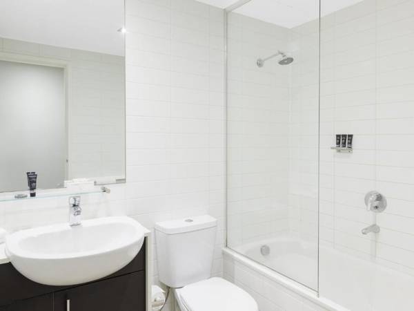 Brady Apartment Hotel Flinders Street