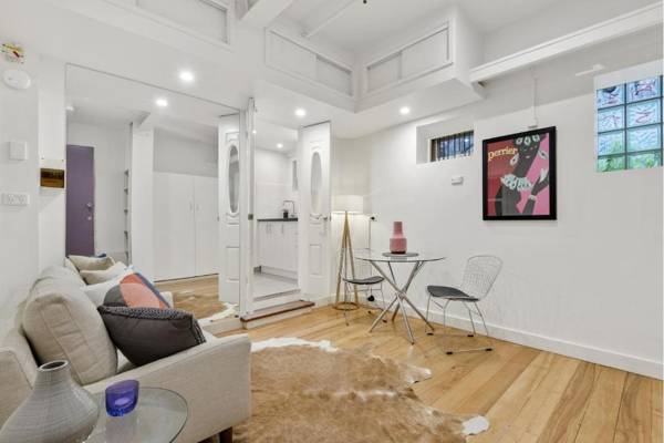 Readyset Apartments on Anthony