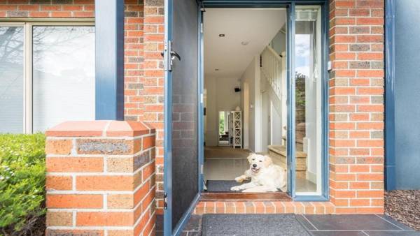 BOUTIQUE STAYS - Mentone Abode