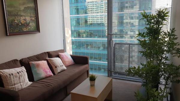 2 bedrooms CBD FREE Tram apartment (Melb Central China Town Queen Victoria Market Melbourne University RMIT etc)