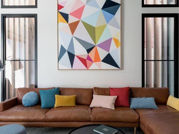 BOUTIQUE STAYS - Woodfin House