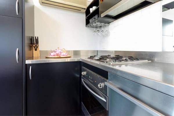 Oliver Stylish City Views near Graffiti Laneways