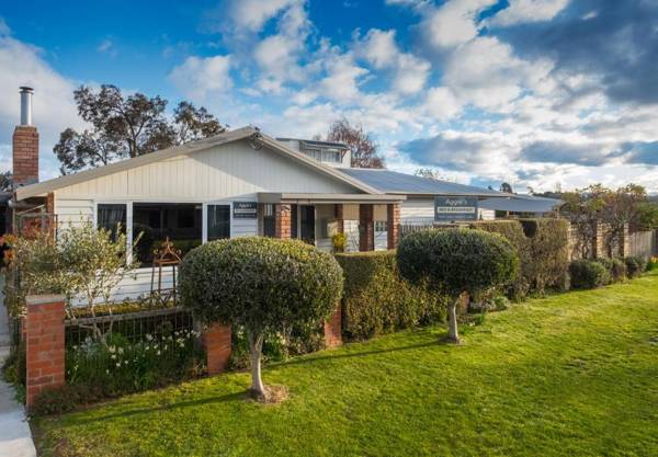 Aggie's Bed and Breakfast