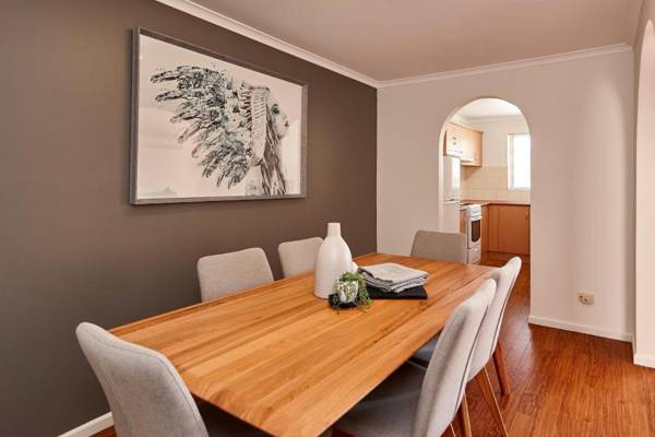 Elphin Serviced Apartments