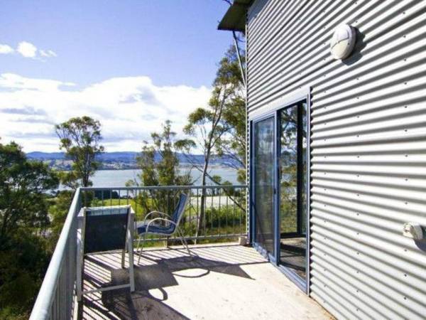 Tamar Ridge Apartments