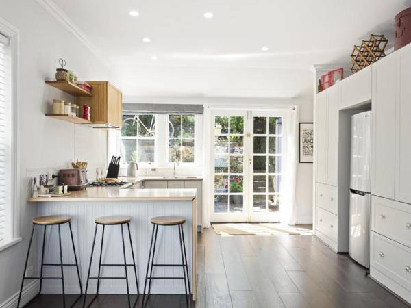 Bluestone Cottage Launceston-hosted by: LAbode