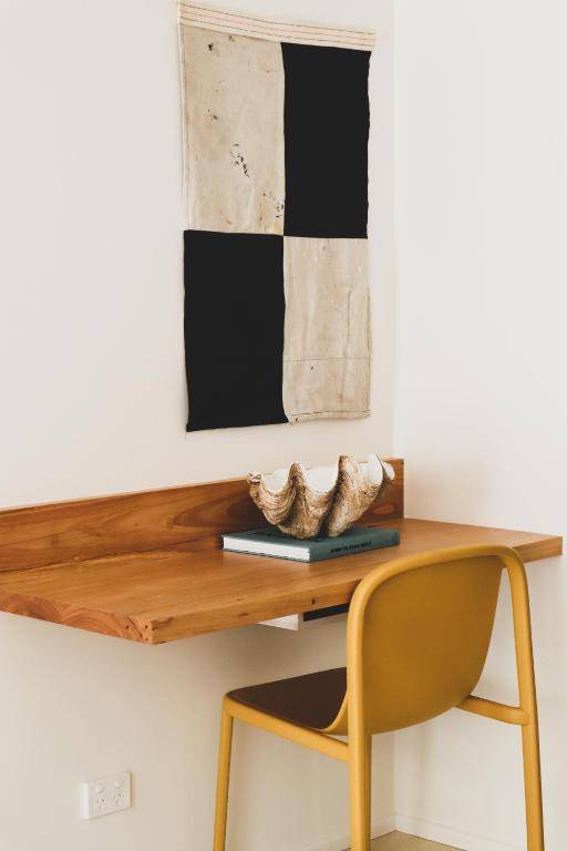 The Blue Water Dreamtime Beach