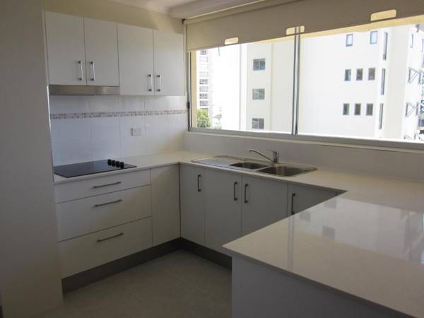 Rainbow Commodore Apartments