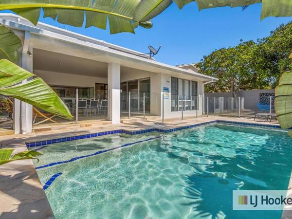 Ocean Blue On Salt Beach