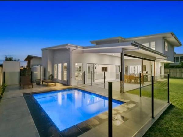 THE BEACH OASIS @ 360