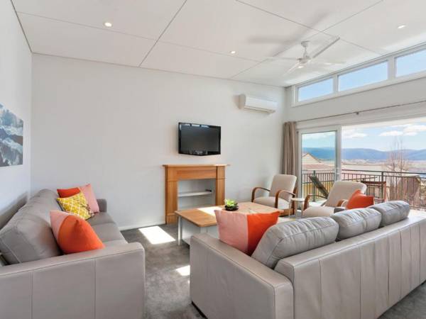 The Elements West - Jindabyne