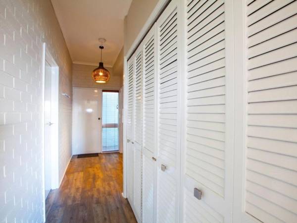 Summit 11 - Fabulous views and location