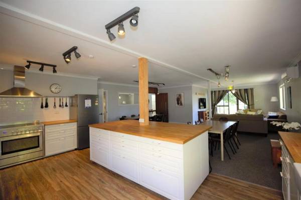 Blizzard Bunny Lodge