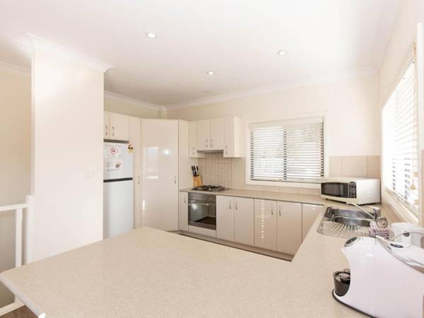 Alaska 1 8 Poley Cow Lane