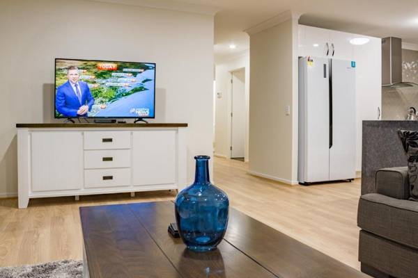 Brand New Executive Living 36