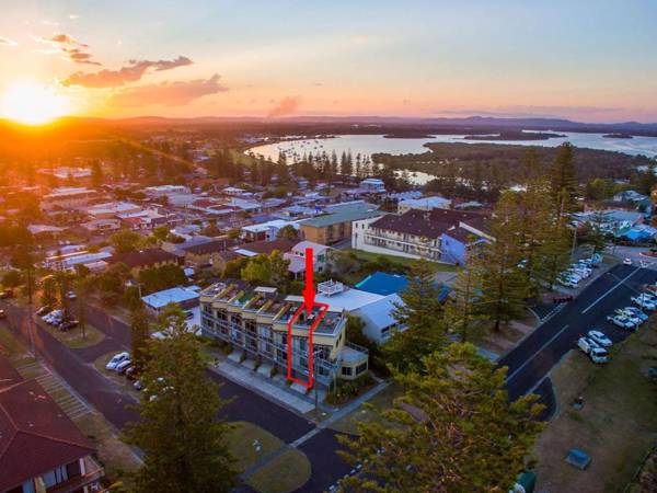 Seaspray 2 /21 Clarence Street