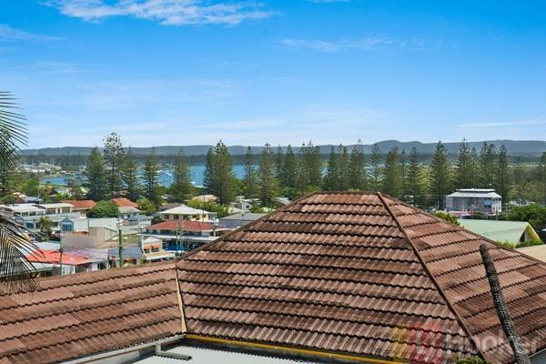 Elsewhere 3 - LJHooker Yamba