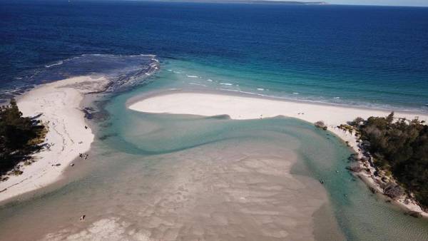 The Husky house 1 or 2 bedrooms or The Husky Studio Suite stayinjervisbay com