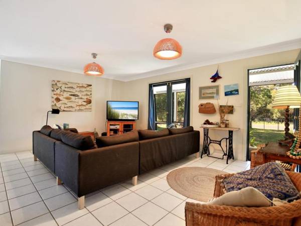 Innisfree - Pet Friendly - 2 Mins to Beach