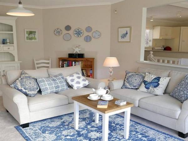 Sealark - views of the bay