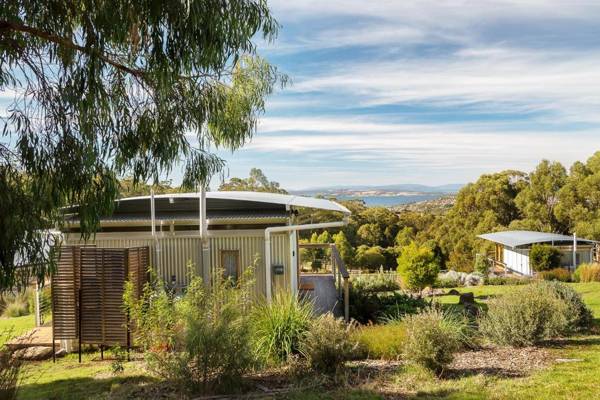 Hobart Hideaway Pods