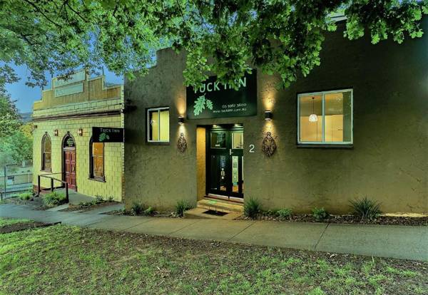 Tuck Inn Yarra Valley
