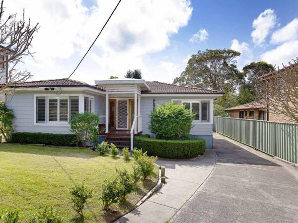 Rubys Retreat' 44 Achilles Street - pet friendly aircon & boat parking