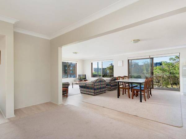 Mistral Close Misthaven 01 12