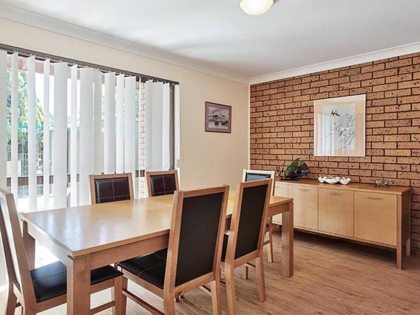 8c Norburn Avenue - great family budget holiday