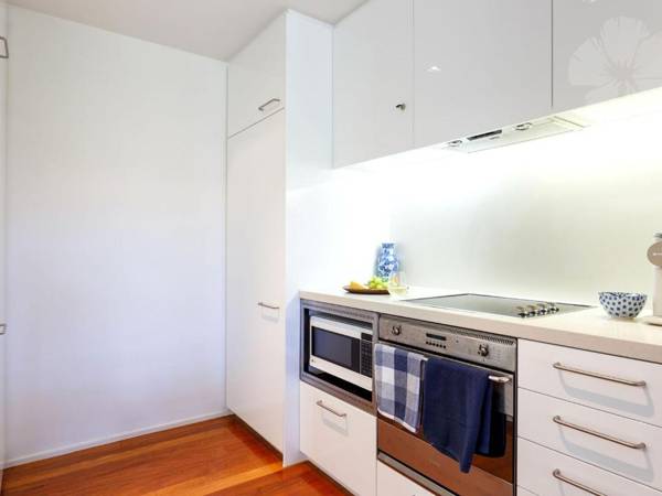 Bennett's by the Beach