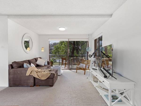 Shoreline Unit 151 Intrepid Close