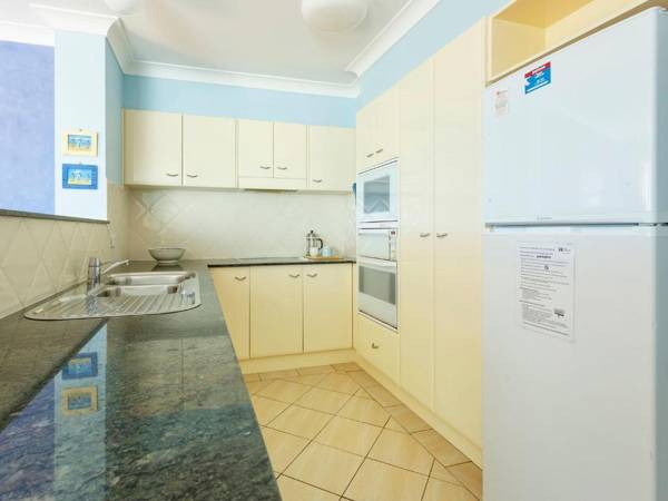 Aquarius Apartment 7