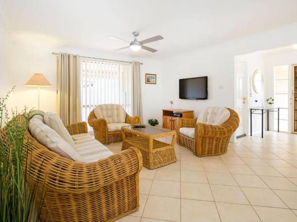 Parkview - Pet Friendly - 5 Mins Walk to Beach