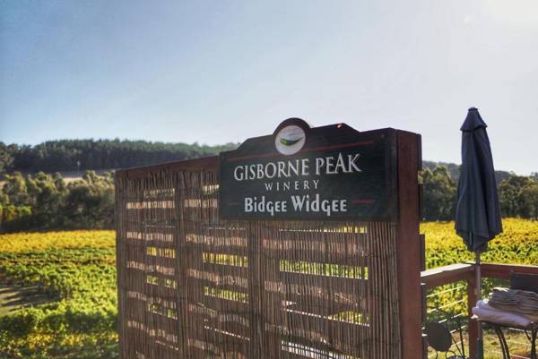 Gisborne Peak Winery Cottages