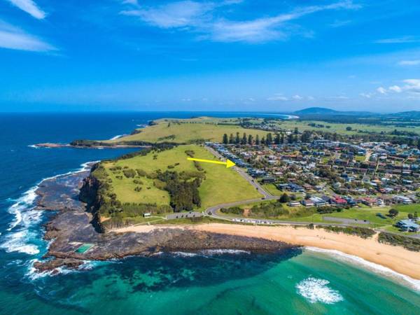 TASMAN DRIVE Gerringong 4pm check out Sundays