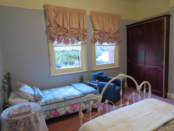 Donalea Bed and Breakfast & Riverview Apartment